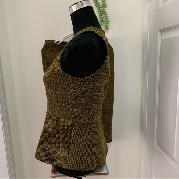 H&M Peplum Top With Fitted MIDI Slit Back Skirt - Picture 3 of 10